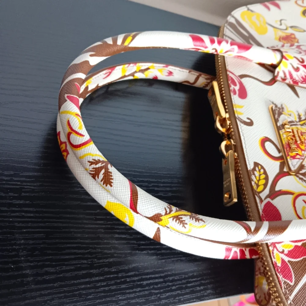 Prada RARE 💐 Large Floral Saffiano Lux Promenade Dome Sachel Bag - Picture 16 of 17
